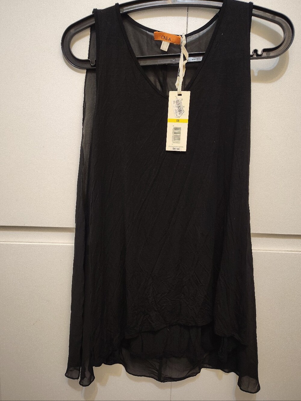 NWT OneA Black Chiffon Layered Tank Top Women's Size M V-Neck Sleeveless Blouse